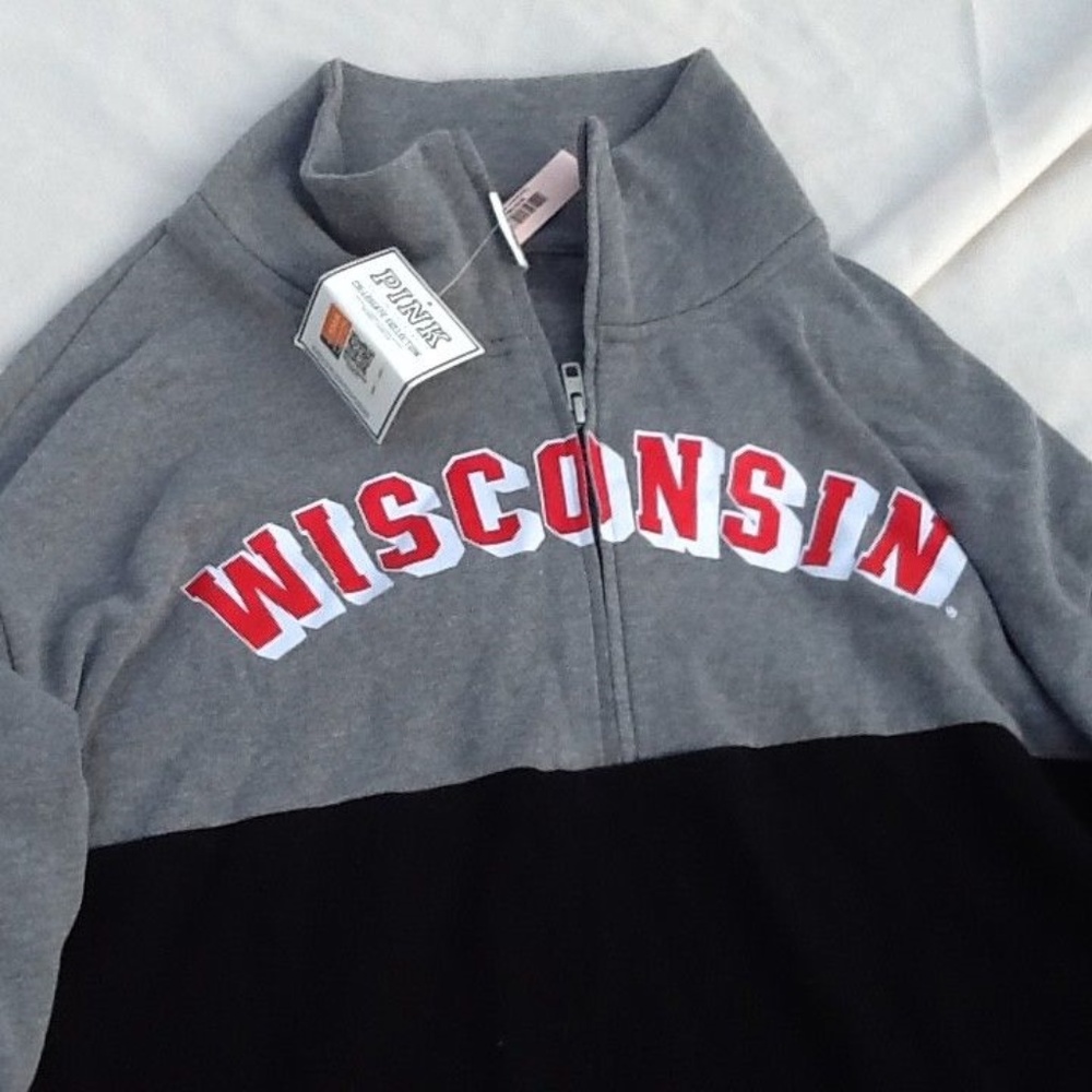 VS Wisconsin Badgers 1/4 zip up jacket sweatshirt